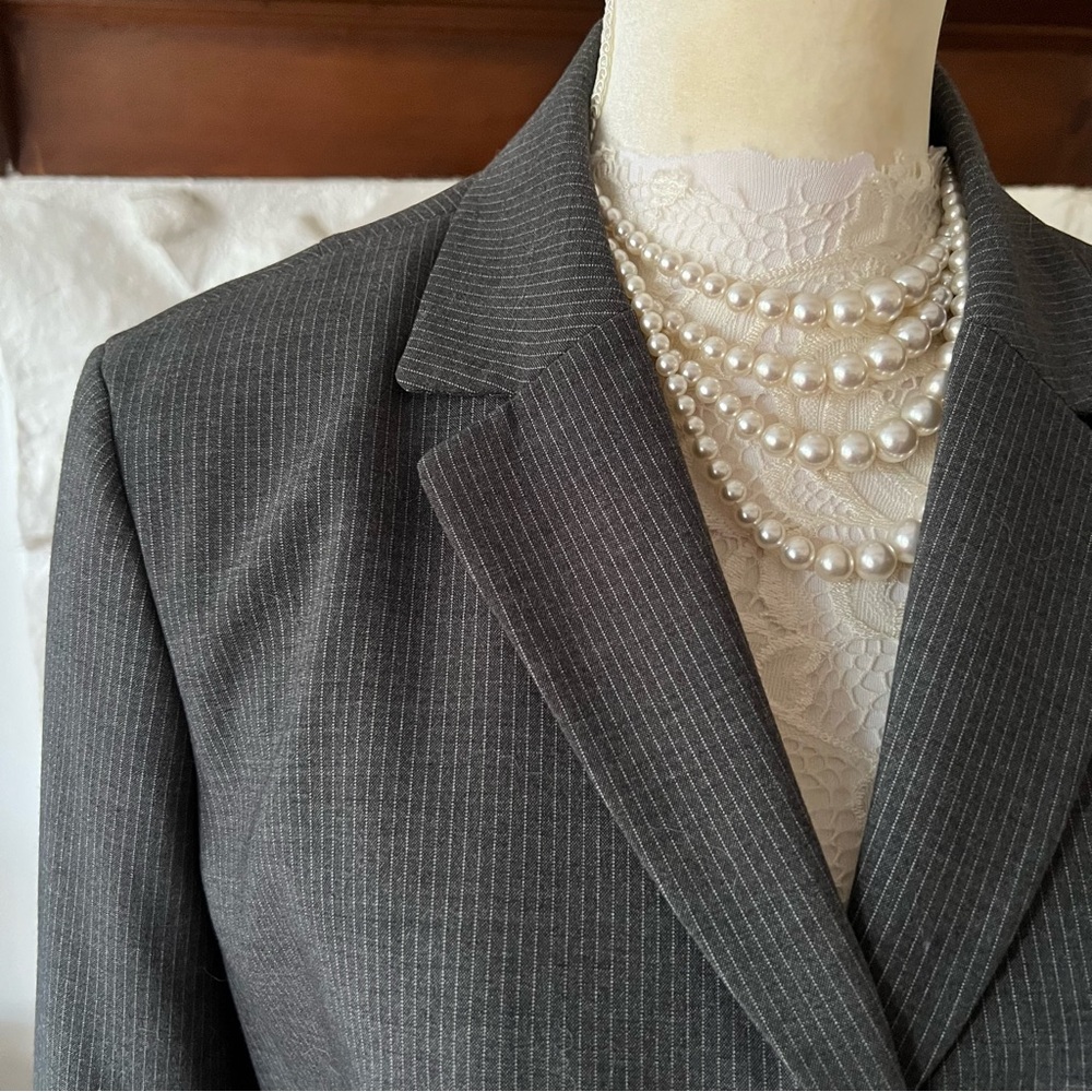 Jones Wear Blazer Jacket Charcoal Pinstriped Size 10 - Picture 3 of 10